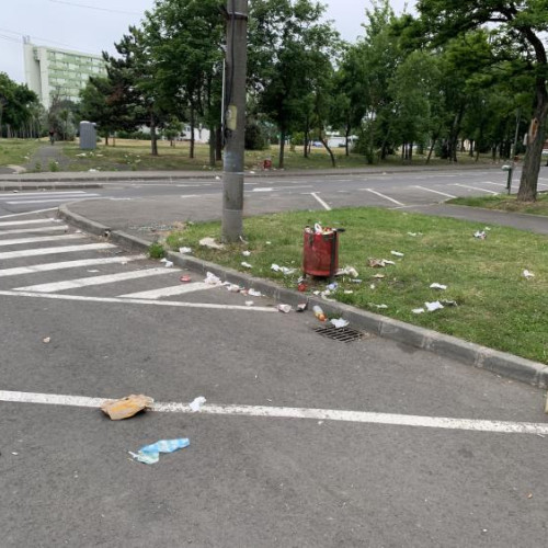Clujenii se plâng de starea parcului Armatura