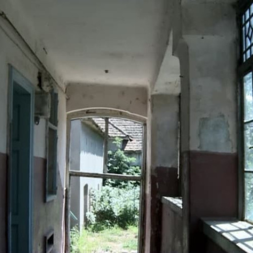 Renovarea casei părintești a dr. Ioan Mihu din Vinerea, pentru un centru multicultural