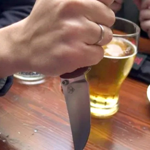 Doi amici s-au luat la bătaie la o petrecere