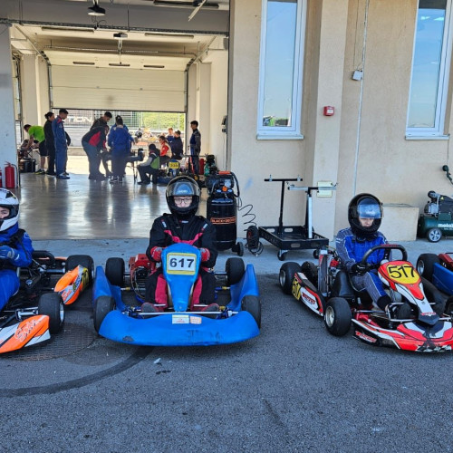 Rezultate remarcabile pentru pilotii de karting din Alba Iulia