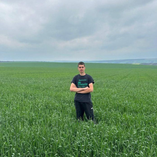 Un tânăr din Todireni își dedică viața agriculturii