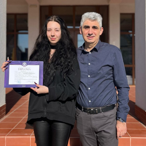 Cristina Raiu, eleva din Alba Iulia, a obținut mențiune la Olimpiada de Științe Socio-Umane