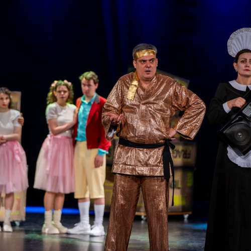 Teatrul "Mihai Eminescu" din Botoșani prezintă două spectacole deosebite