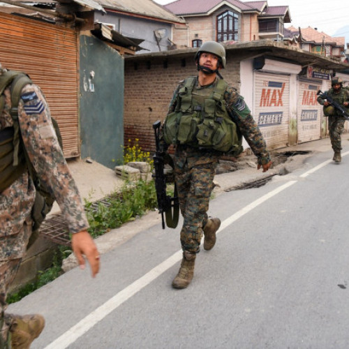 Confruntări intense între India și Pakistan în Kashmir