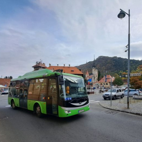 Circulația autobuzelor RATBV va fi oprită sâmbătă în Piața Unirii