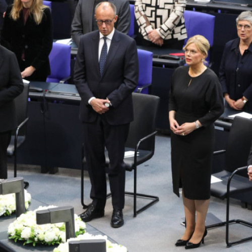 Germania trebuie să recunoască amploarea crimelor din timpul celui de-al Doilea Război Mondial