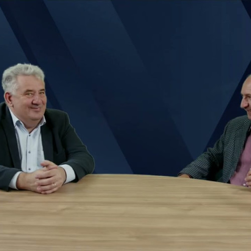 Semnarea contractului de asfaltare de 4 milioane de euro pentru Feldioara