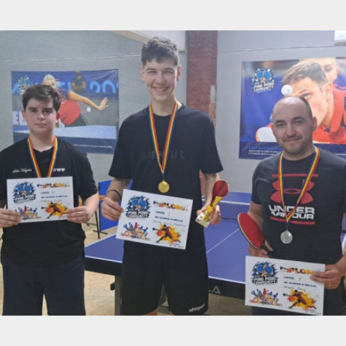 Kevin Antal, liderul turneelor de ping pong la Stei