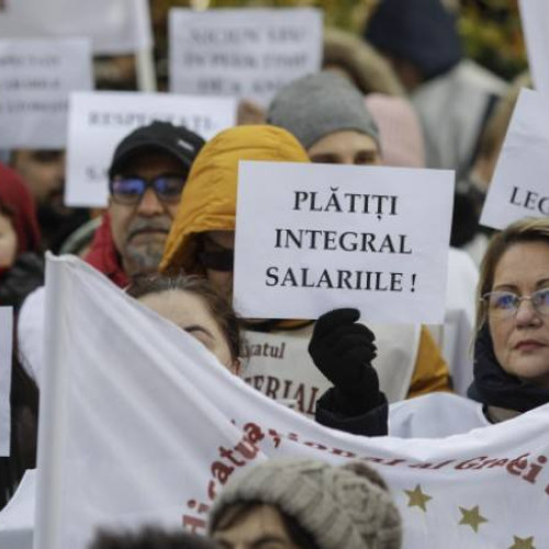 Sindicaliștii din sănătate cer majorarea salariilor cu 20%