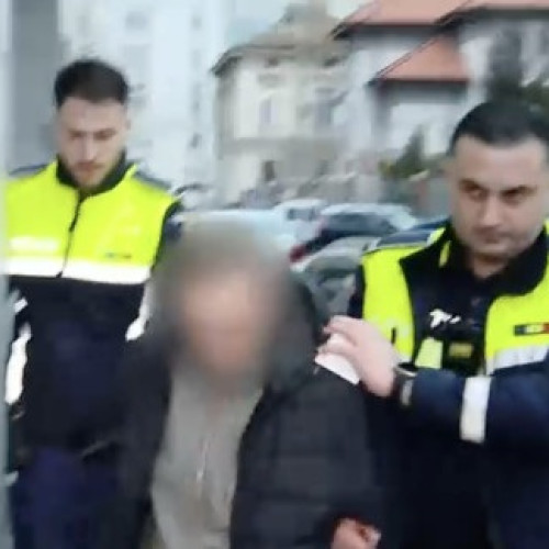 Furt spectaculos în Botoșani organizat de adolescenți