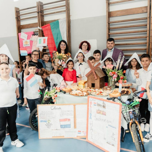 Eveniment special la Școala Generală "Pictor Nicolae Grigorescu" din Titu cu ocazia Zilei Europei