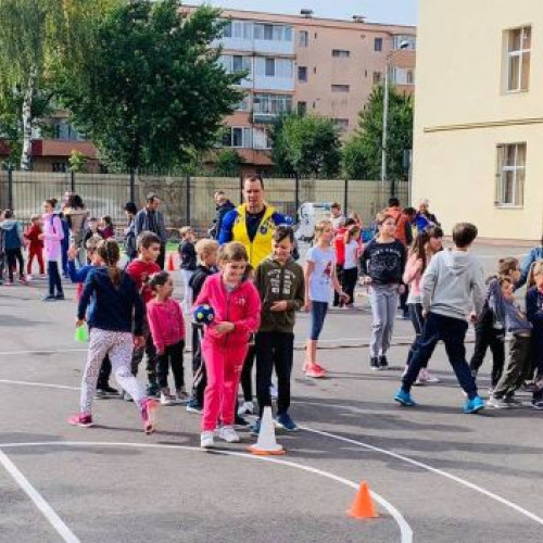 Părinții vor avea acces la un registru electronic public pentru antrenori