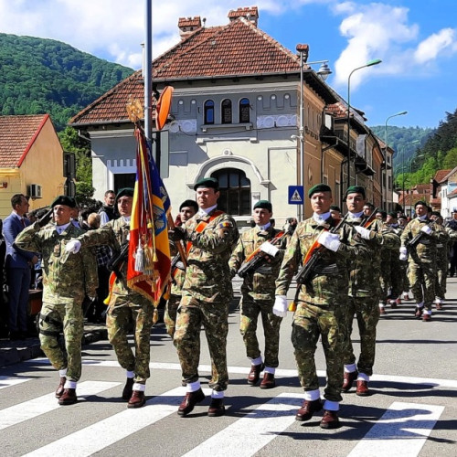Tripla sărbătoare pentru români pe 10 mai