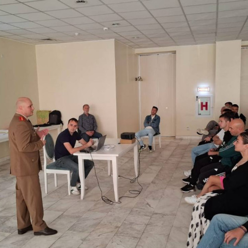 Promovarea carierei militare la sediul Asociației Județene de Fotbal Dâmbovița