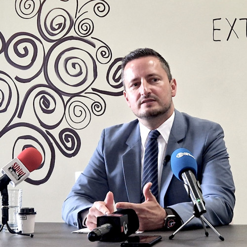 Nicu Ștefănuță îndeamnă tinerii să susțină candidatul proeuropean Nicușor Dan