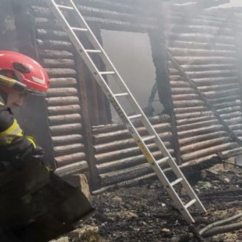 Incendiu la o locuință din comuna Sihlea
