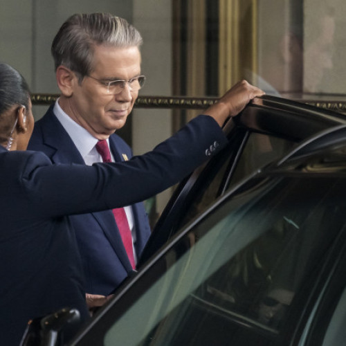 Încep negocierile între oficialii americani și chinezi pentru a reduce tensiunile comerciale