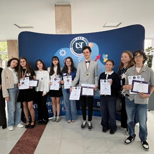 Elevii din Botoșani strălucesc la Olimpiada Națională de Astronomie și Astrofizică