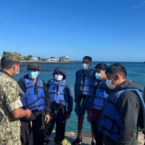 Cinci pescari salvați după 55 de zile pe ocean