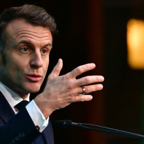 Macron consideră negocierile lui Putin insuficiente pentru pacea în Ucraina
