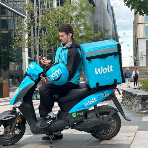 Schimbarea brandului Tazz în Iasi, integrarea cu Wolt