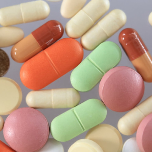 Donald Trump anunță reducerea prețurilor medicamentelor cu un ordin executiv