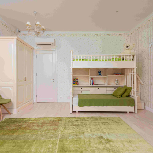 Transformarea camerei copilului cu o tematică spațială