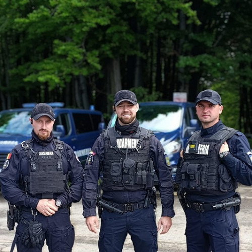 Jandarmii mențin ordinea la festivalul "Sambra Oilor" de la Huta-Certeze