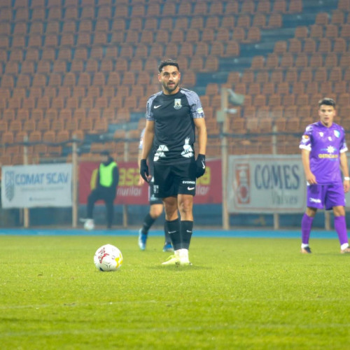 Se naște Maria, fetița mijlocașului Geani Cretu, pe 11 mai