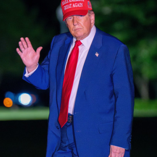 Criptomoneda $TRUMP de la Donald Trump promite o cină exclusivă