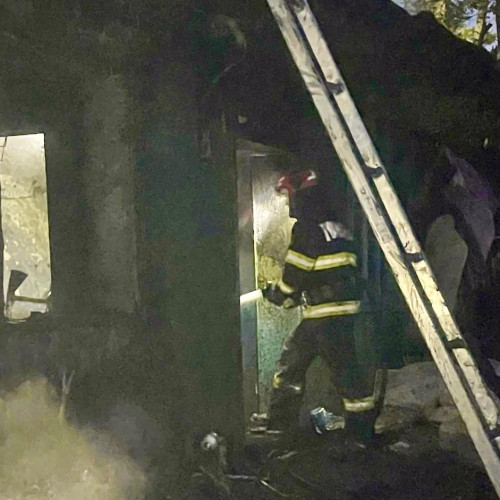 Intervenție dificilă a pompierilor în comuna Avrameni