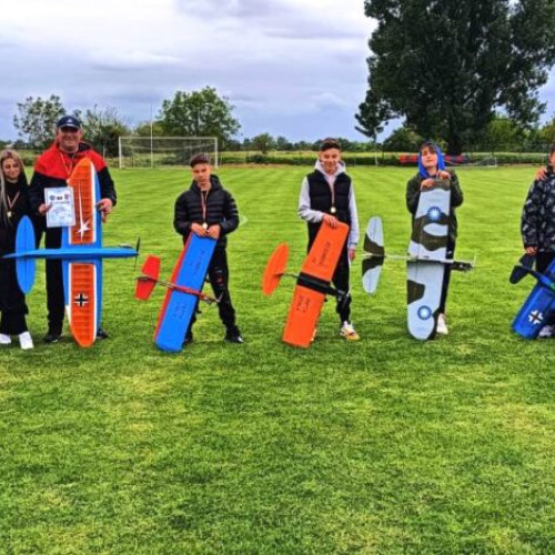 Elevii de la Centrul Cultural Vrancea câștigă locul I la "Cupa 9 Mai - Modelism"