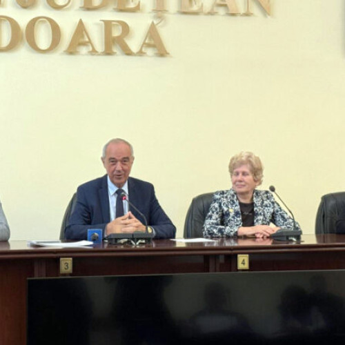 Festivitate de premiere pentru elevii din Hunedoara