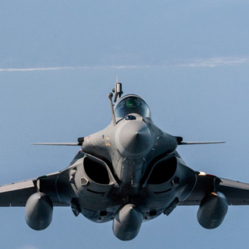 Franța își deschide discuția despre descurajarea nucleară în Europa