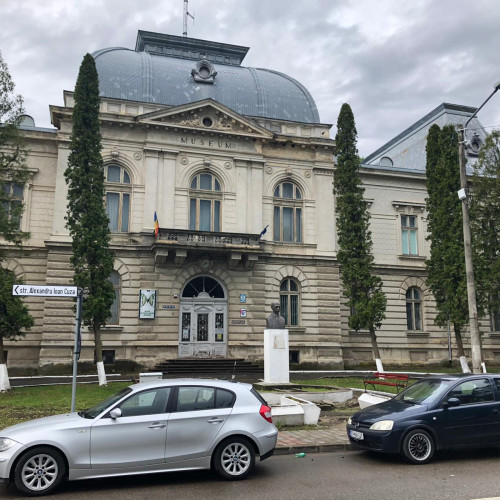 Lucrări de restaurare la fosta Prefectură din Dorohoi