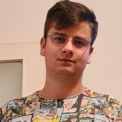 Poliția din Cluj-Napoca caută un tânăr dispărut