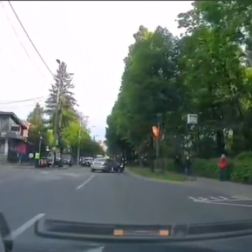 Accident rutier surprins LIVE în Cluj-Napoca