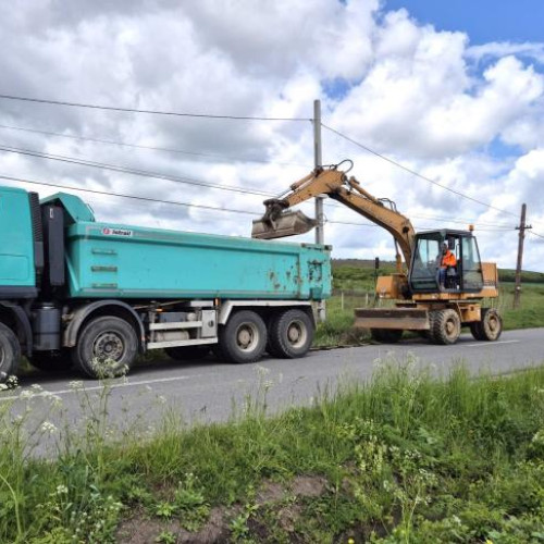 Lucrări de întreținere pe drumul DJ 103G în județul Cluj