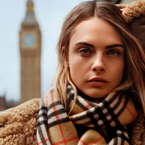 Val de concedieri la casa de moda Burberry