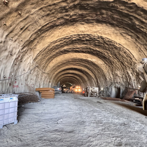 Progres pe autostrada Margina - Holdea: primul tunel este finalizat în proporție de un sfert