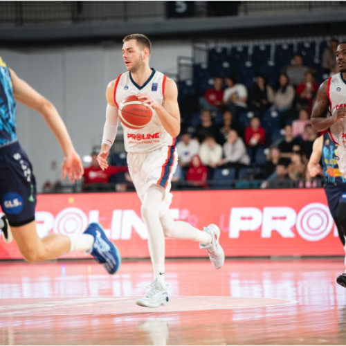 CSM CSU Oradea dispută semifinala cu CSO Voluntari în Liga Națională de baschet masculin