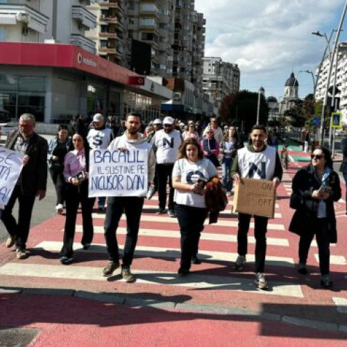 Bacauanii susțin candidatura lui Nicușor Dan la alegerile prezidențiale