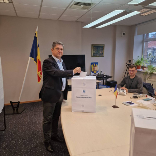 Românii din diaspora pot vota pentru alegerile prezidențiale 2025