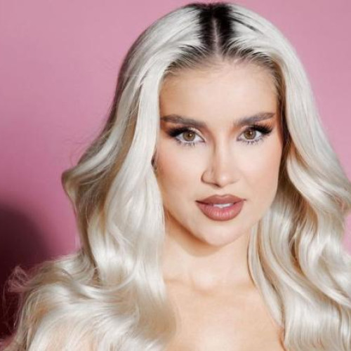 Influencerita și antreprenoarea anunță că va vota cu Nicușor Dan