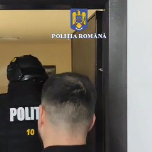 Percheziții în Brașov pentru proxenetism