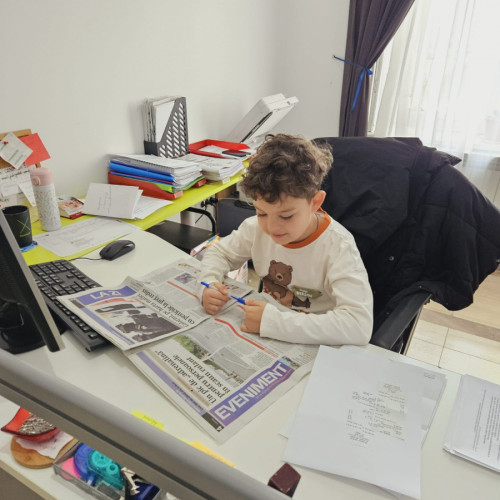 Un mic cititor în devenire de la Galați