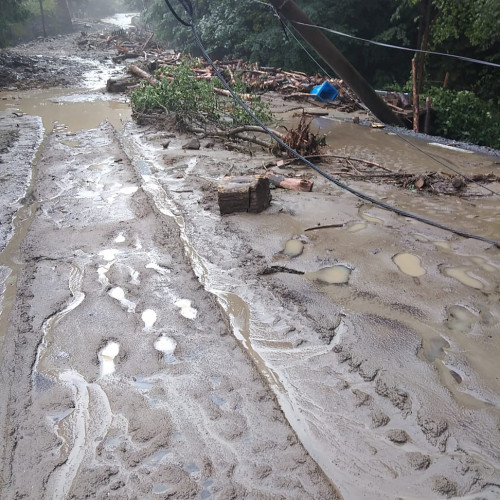Posibile inundații locale anunțate de Institutul Național de Hidrologie