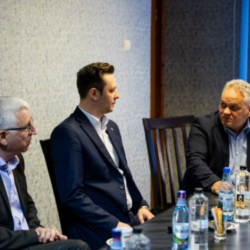 Prefectul județului Botoșani discută despre importanța statisticilor cu liderii Institutului Național de Statistică