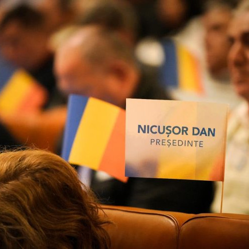 România între haos și speranță: suport pentru Nicușor Dan