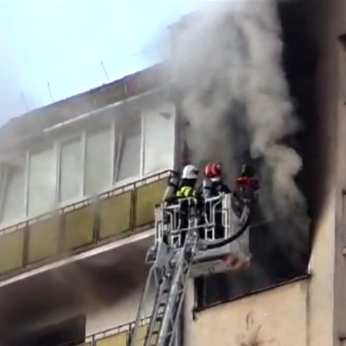 Incendiu la un apartament din comuna Gura Vaii